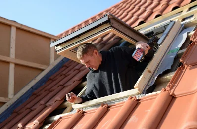 Pose de fenêtres de toit Velux à Sourans